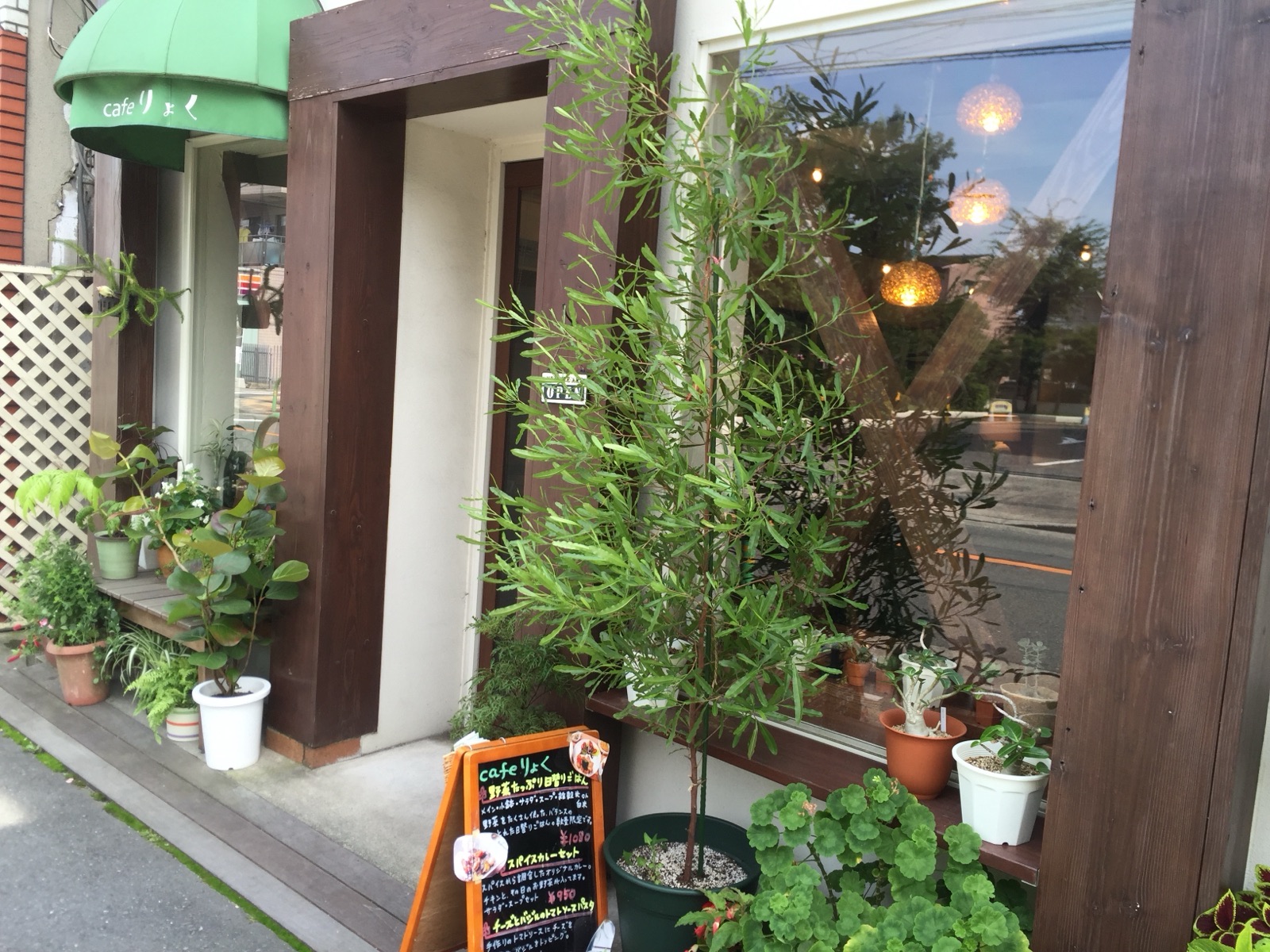 cafeりょくの外観